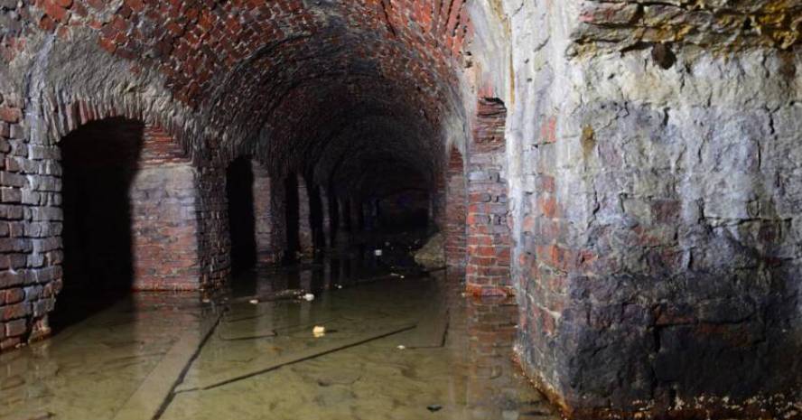 You are currently viewing Freemason Ritual Tunnels Unearthed Under Poland’s Wilanów Palace